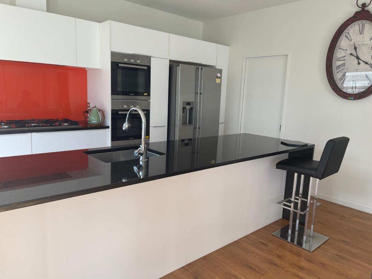 Stunning Park Side Holiday Home Christchurch Exteriör bild